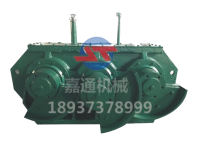 三軸強製同步稀油激振器