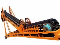 大（dà）傾（qīng）角皮帶輸送機